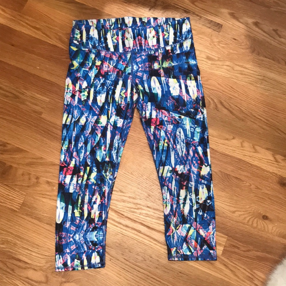 Fabletics Capri leggings